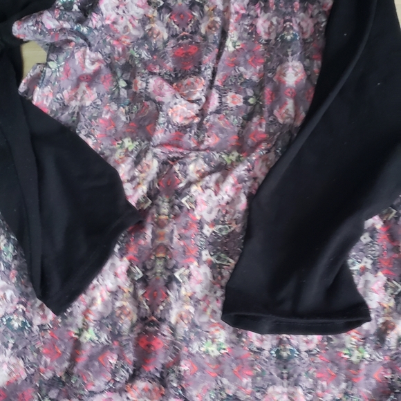 Lularoe Randy - Picture 2 of 2